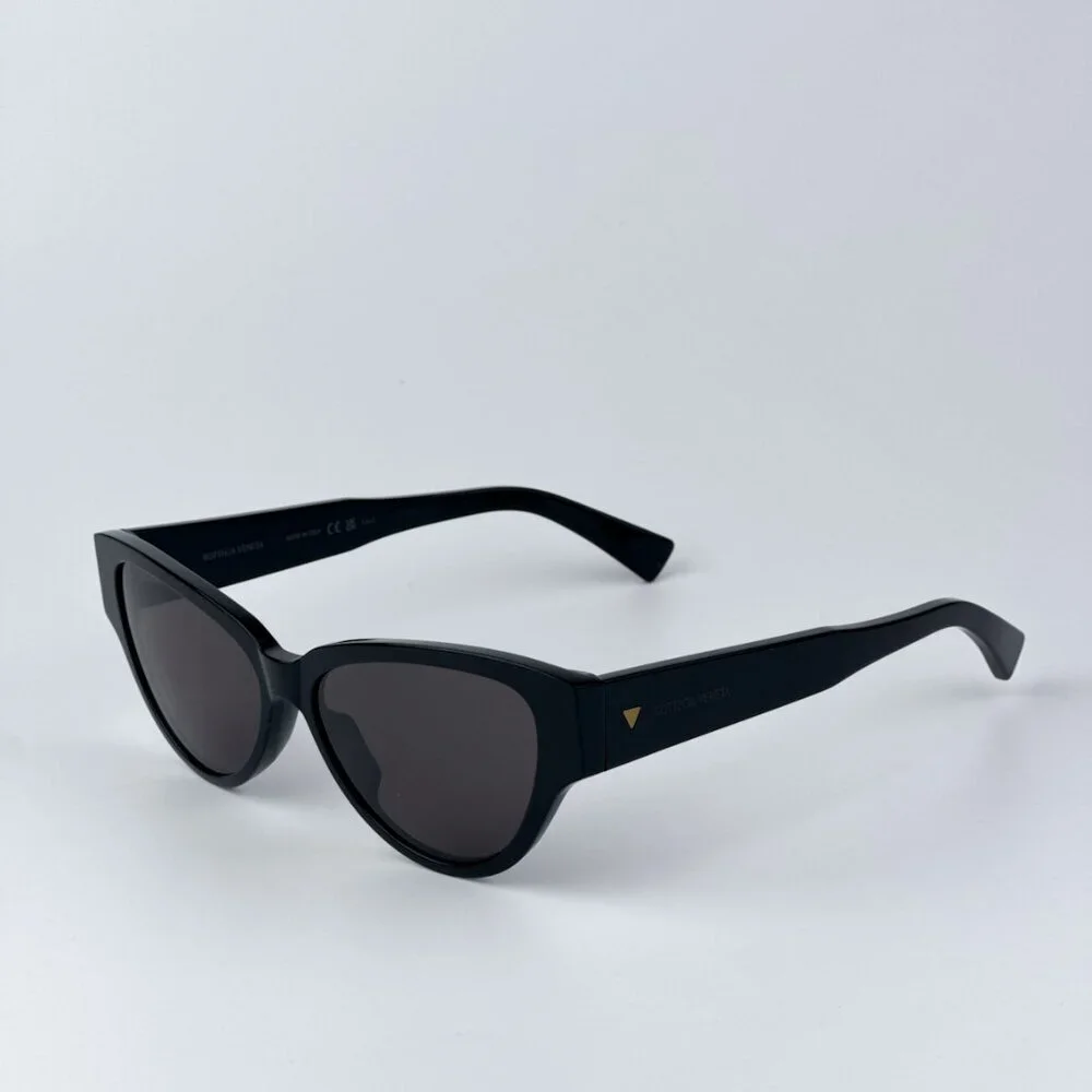 Bottega Veneta Women Black Grey Cat Eye BRAND NEW Sunglasses BV1319S 001 - Picture 1 of 11